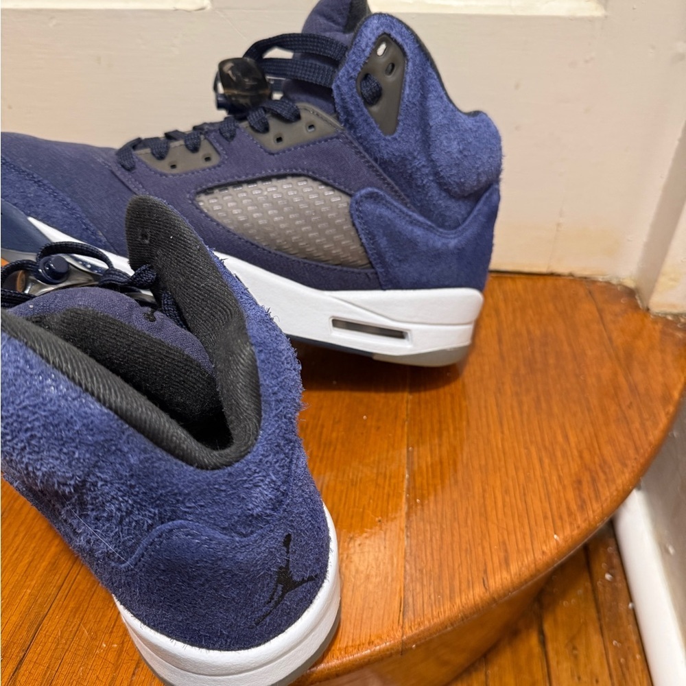 FD6812-400 Nike Air Jordan 5 Retro SE Midnight Navy Blue Georgetown Grey (Men's) - Picture 2 of 12